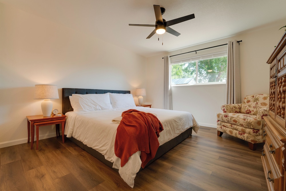 Quiet Home w/ Yard: 2 Mi to Mall & Sparks Marina!