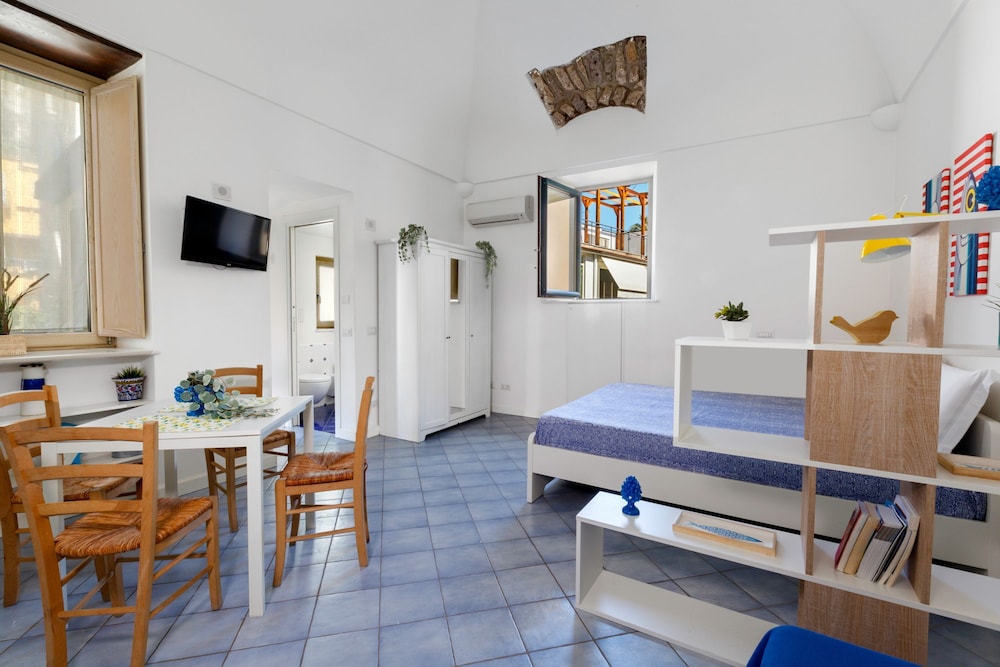 Casa Meta Blu in Meta photo 2