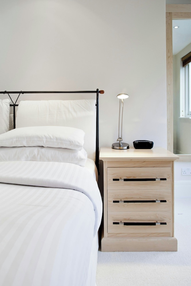 John's Mews by Onefinestay