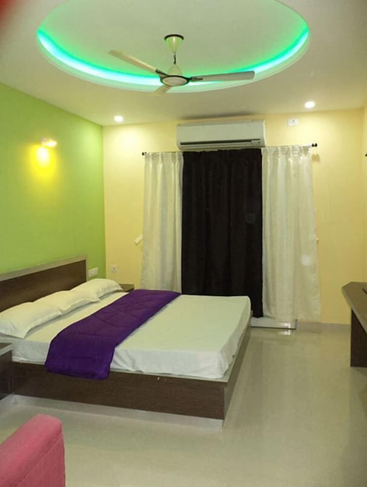 Gadadhar Resort