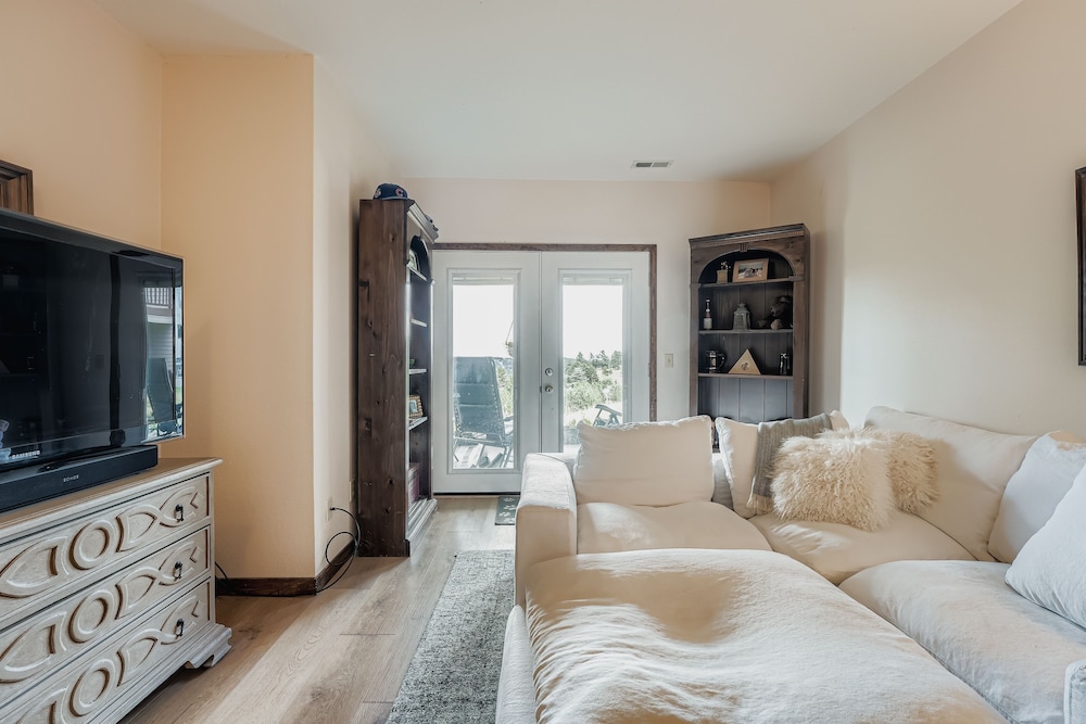 Chimney Creek 2 Bedroom Condo