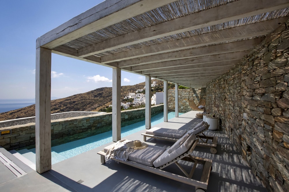 House G Y Kardiani Tinos Cyclades photo 2