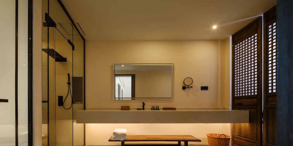 Puman manju hotel