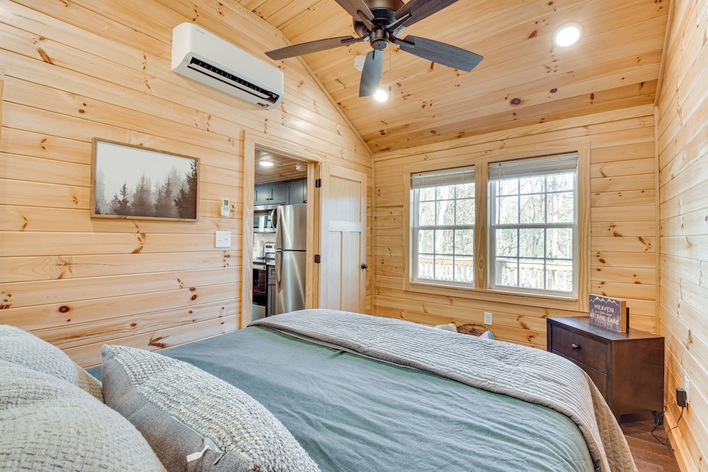Steps to Lake Keowee: Secluded Seneca Sanctuary!