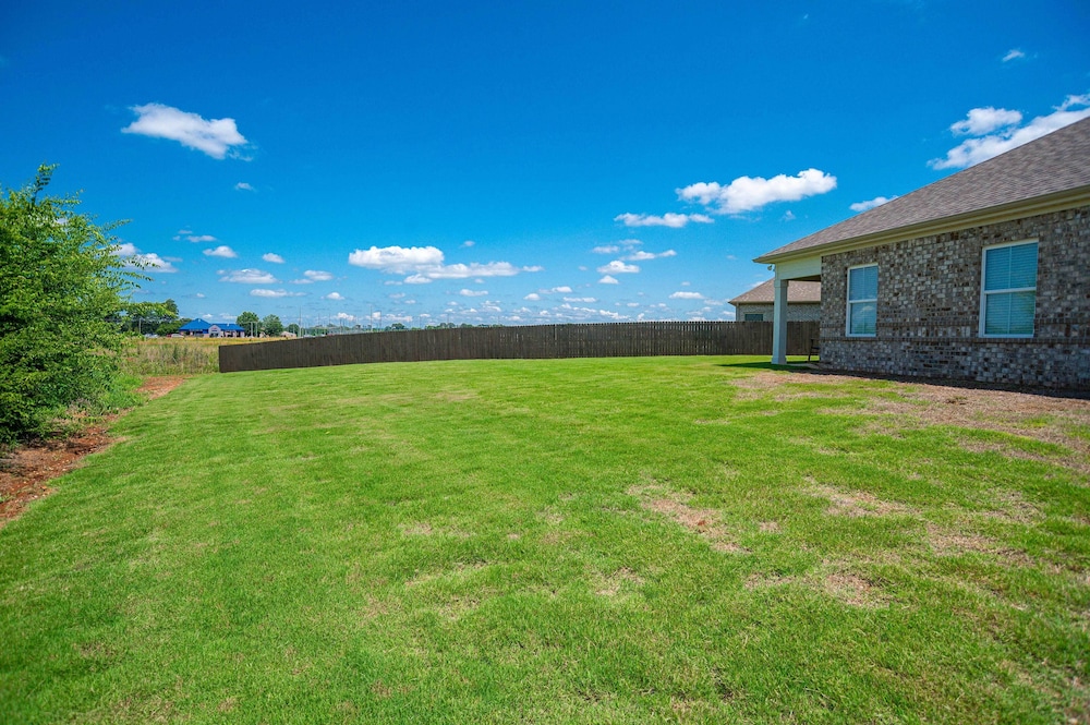Quiet Family Home 15 Mi to Dtwn Huntsville! - Property Image 14