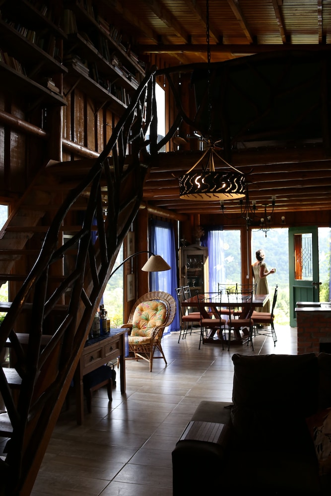 YAAHOO ECOLODGE