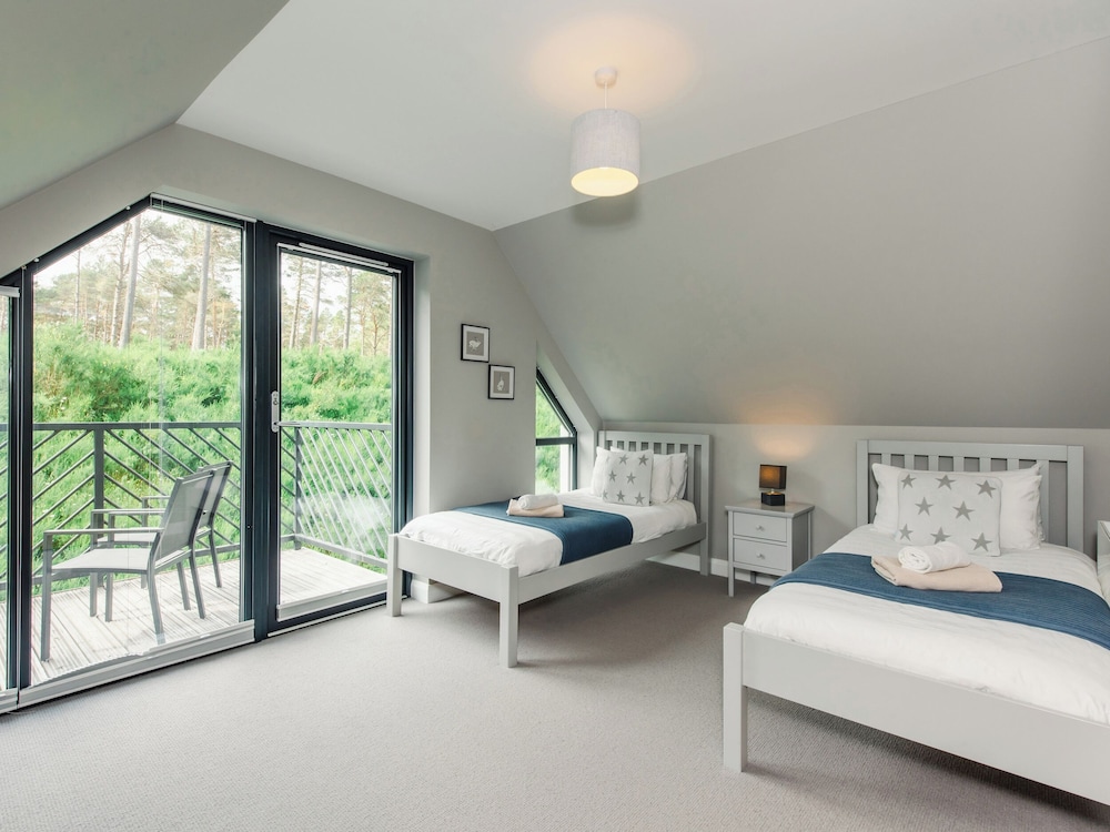 Otter Lodge