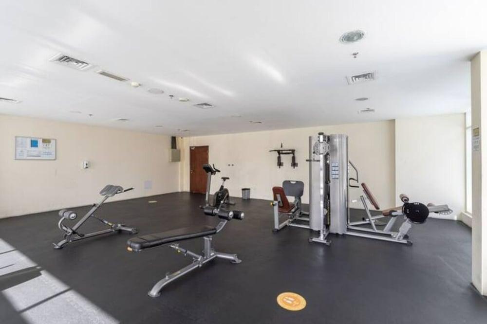 Calm Studio Apartment Right by the Golf Courses in Sports City