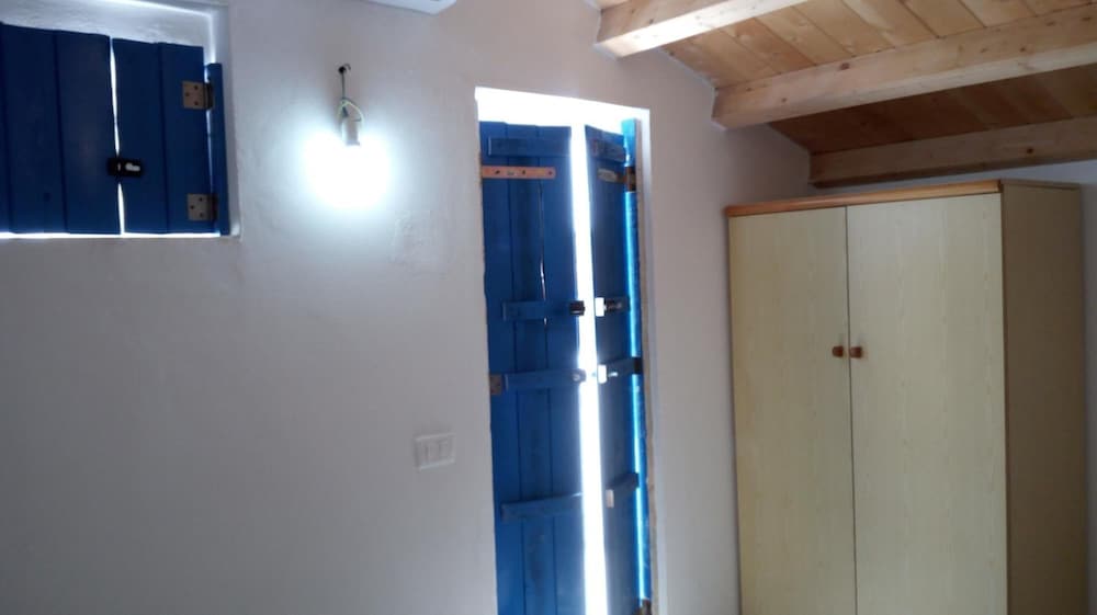 Photo 49