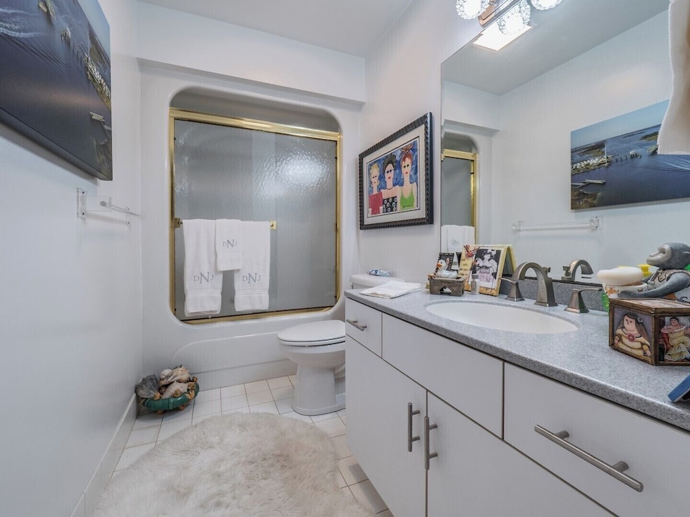 Nicholson Oaks by Topsail Realty