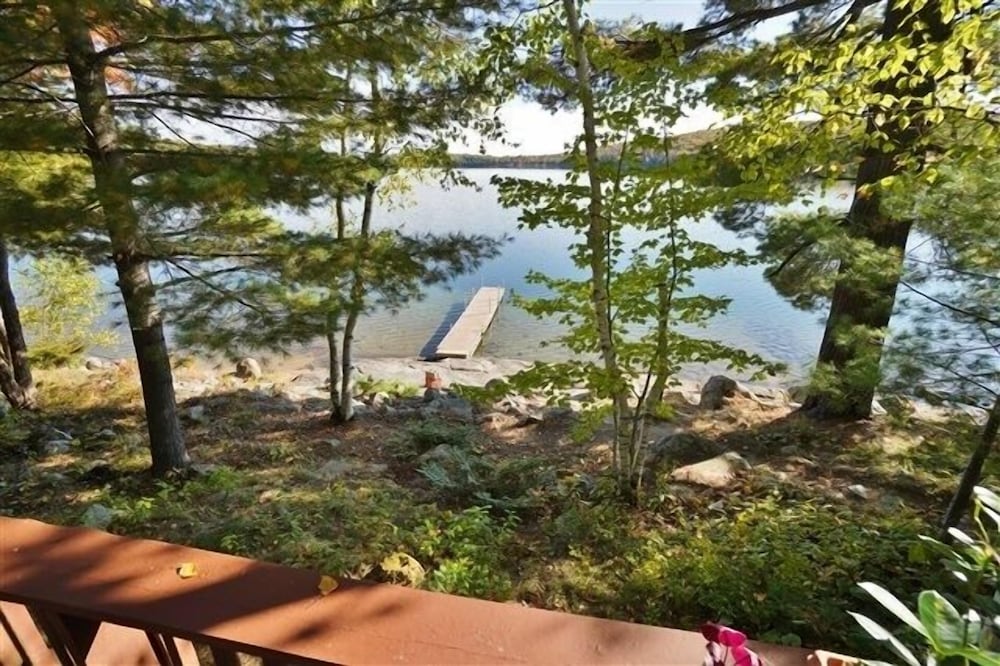 282 Papineau Lake 3 Bedroom Cottage
