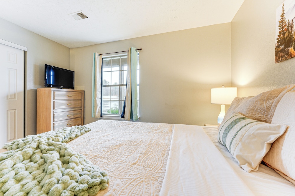 Near Attractions & Shows: Branson Updated Condo