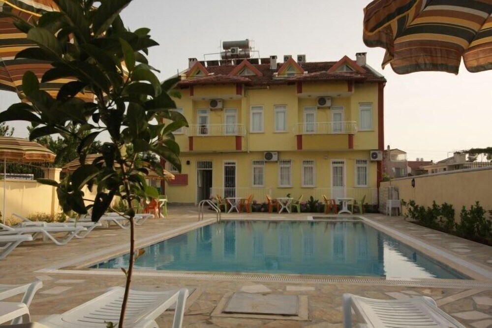 Leylak Apart Otel view 4
