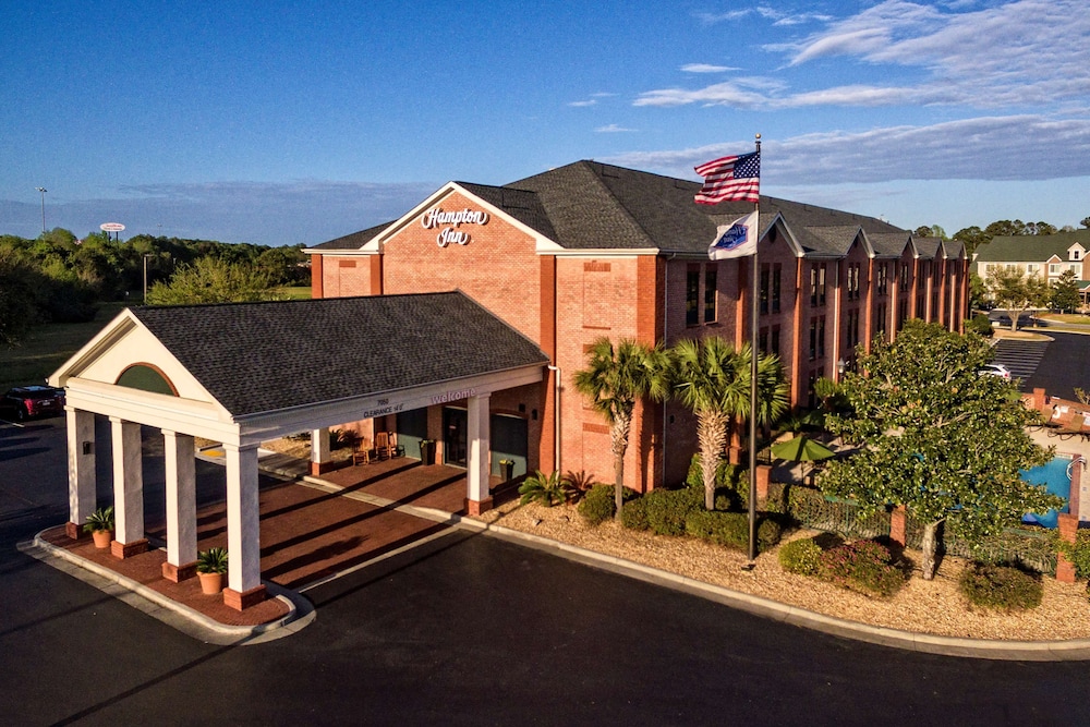 Ridgeland Vacations - Hampton Inn Savannah-I-95-North - Property Image 1