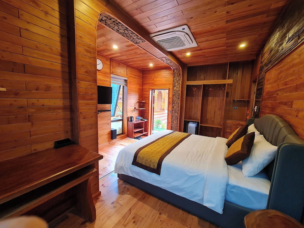 Kovie Hoa Lac Xanh Resort