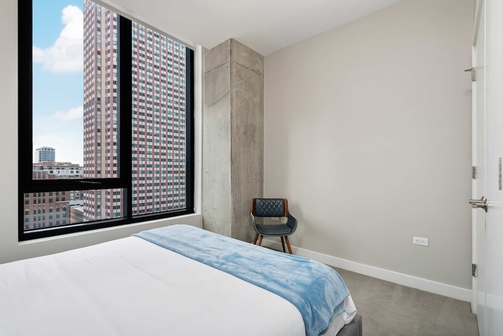 Gold Coast Group Stay 2 Modern 2BR Apartments