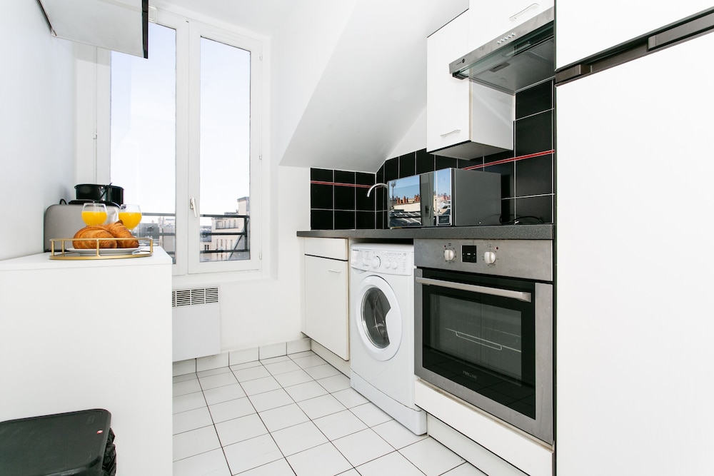 Stylish 1BR in the Heart of Le Marais
