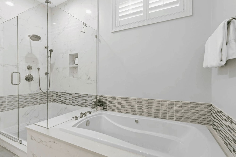 Grovey by the Sea by Avantstay Oceanfront, Private Beach, Pool Access