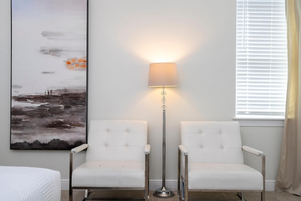 421 NP - Exquisite Retreat at Encore Resort