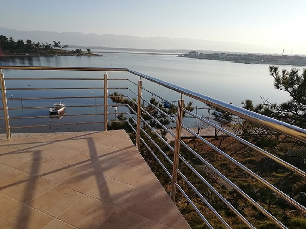 Ljilja - 10m From the sea With Parking - A3 view 4