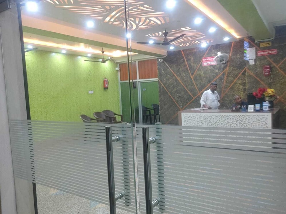 Ayodhya Cantt Palace & Restaurant