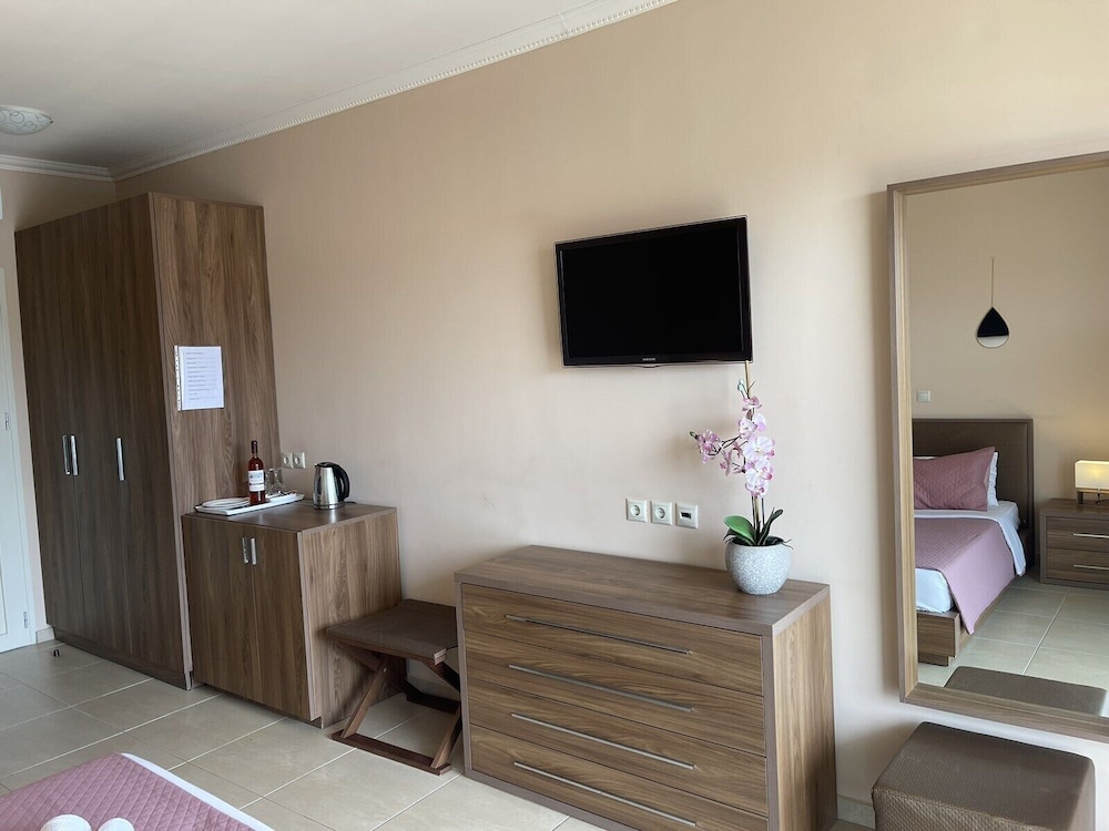 Orchidea Hotel view 4