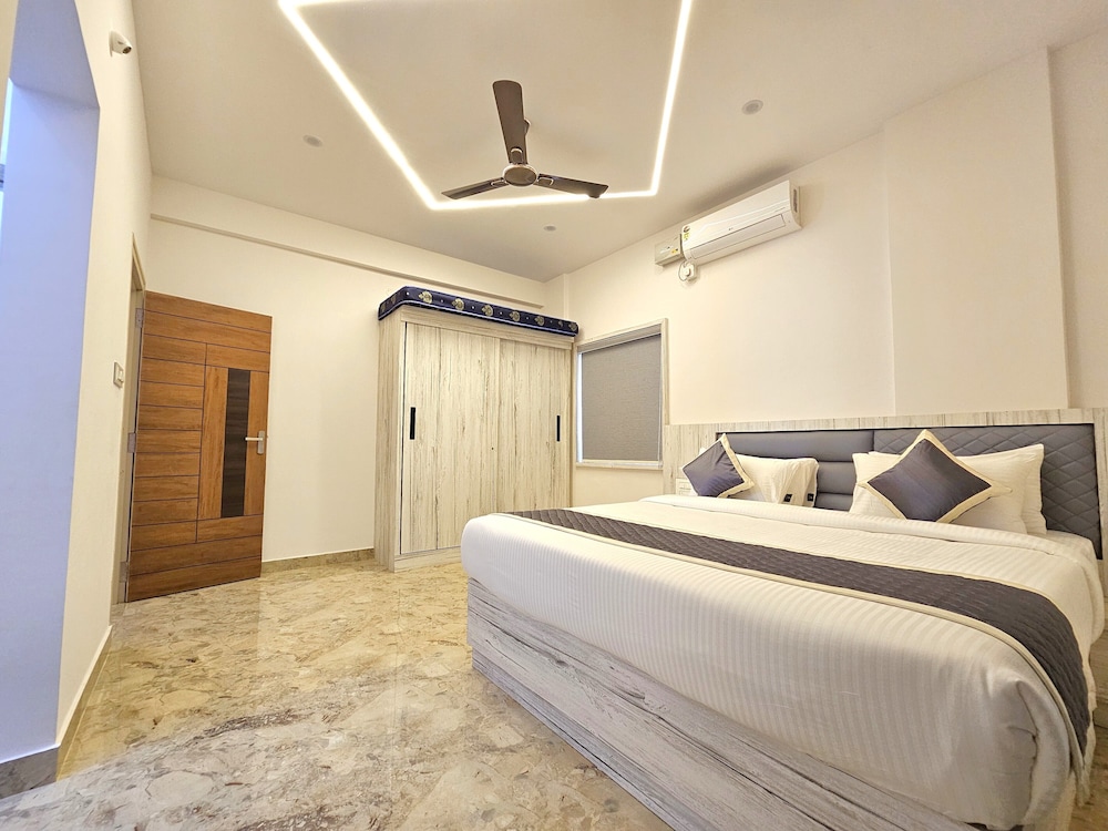 City Seviced Apartment