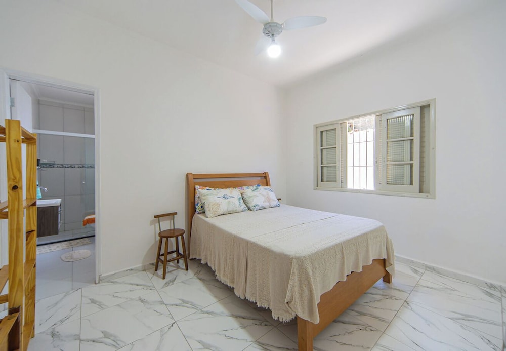 Casa Pet Friendly com Wi-fi e Garagem no Ocian