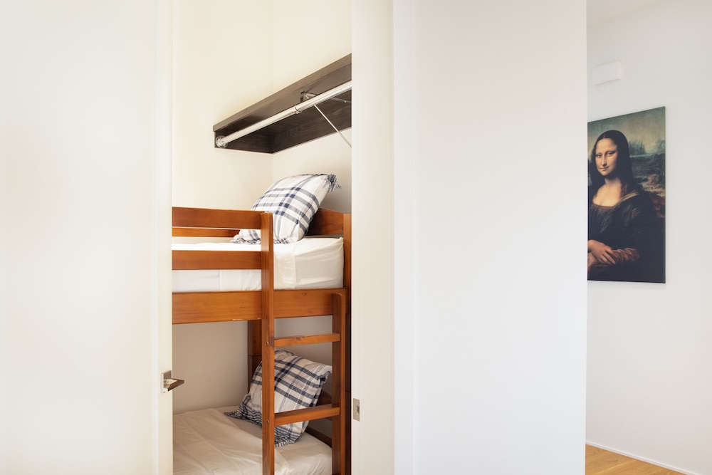 Wedgewoods 9100 by Whistler Premier - Image 2