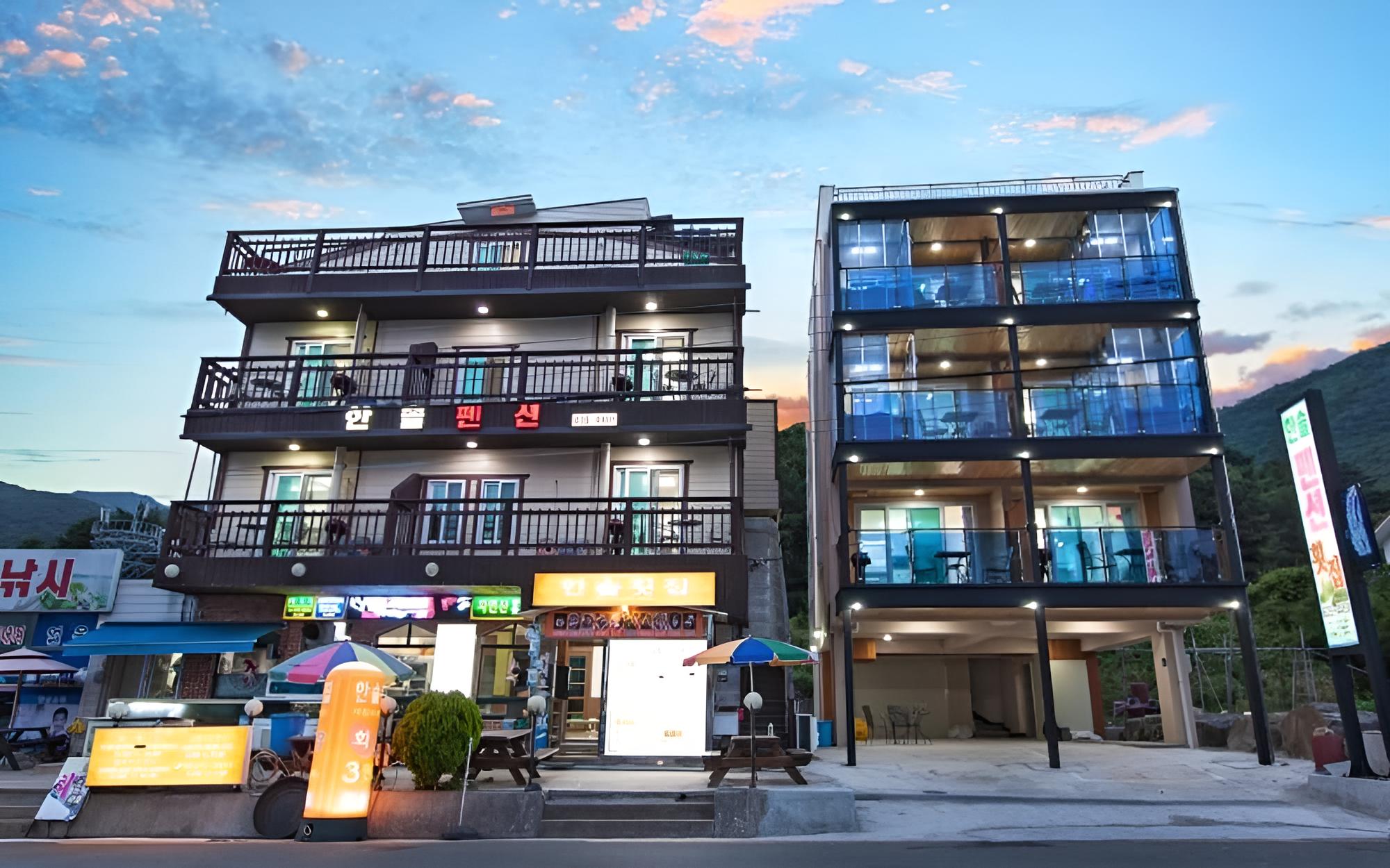 Geojedo Hansol Pension view 4