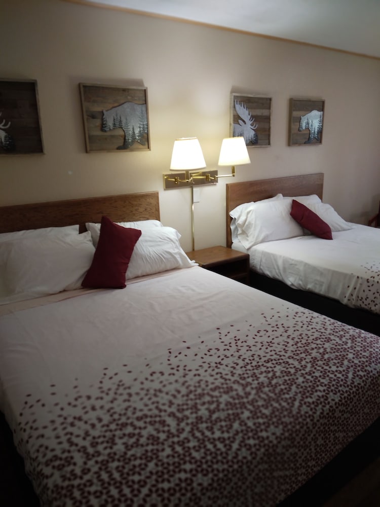 Northwoods Motels