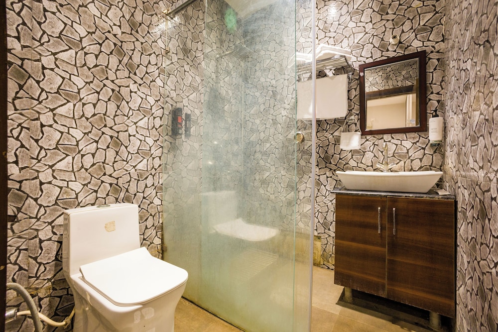 Alaya Stays Krishna Manor 3BHK With Pool