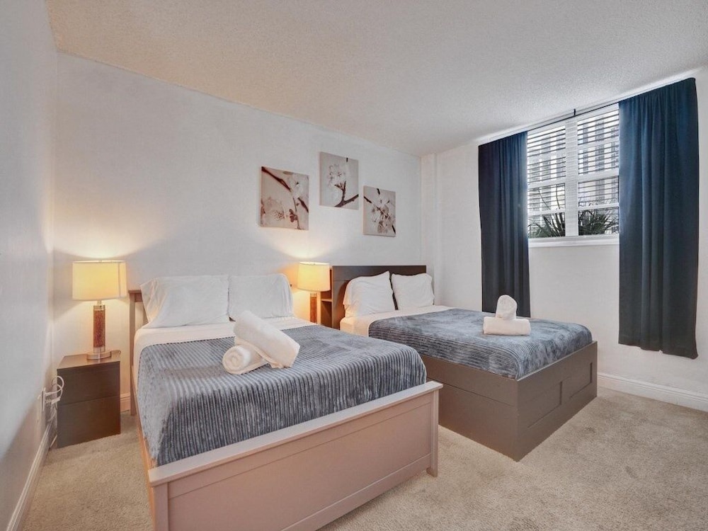 Beautiful Garden View Ocean Reserve 1 Br Condo 1 Bedroom Condo by RedAwning view 3