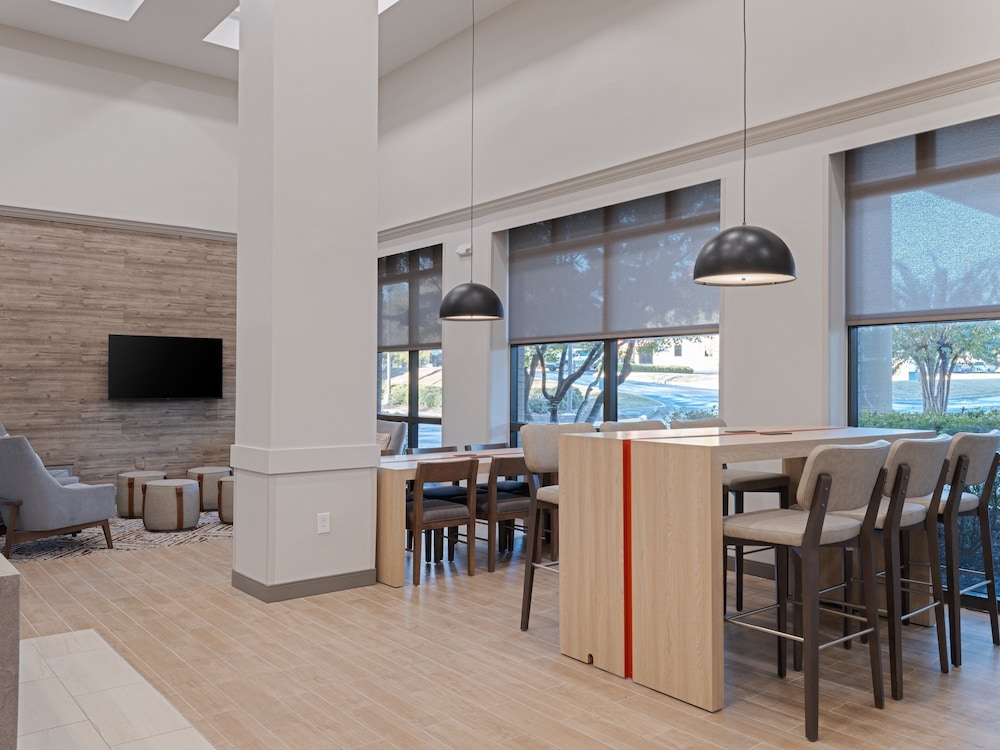 Birmingham Vacations - Candlewood Suites Birmingham - Inverness, an IHG Hotel - Property Image 4