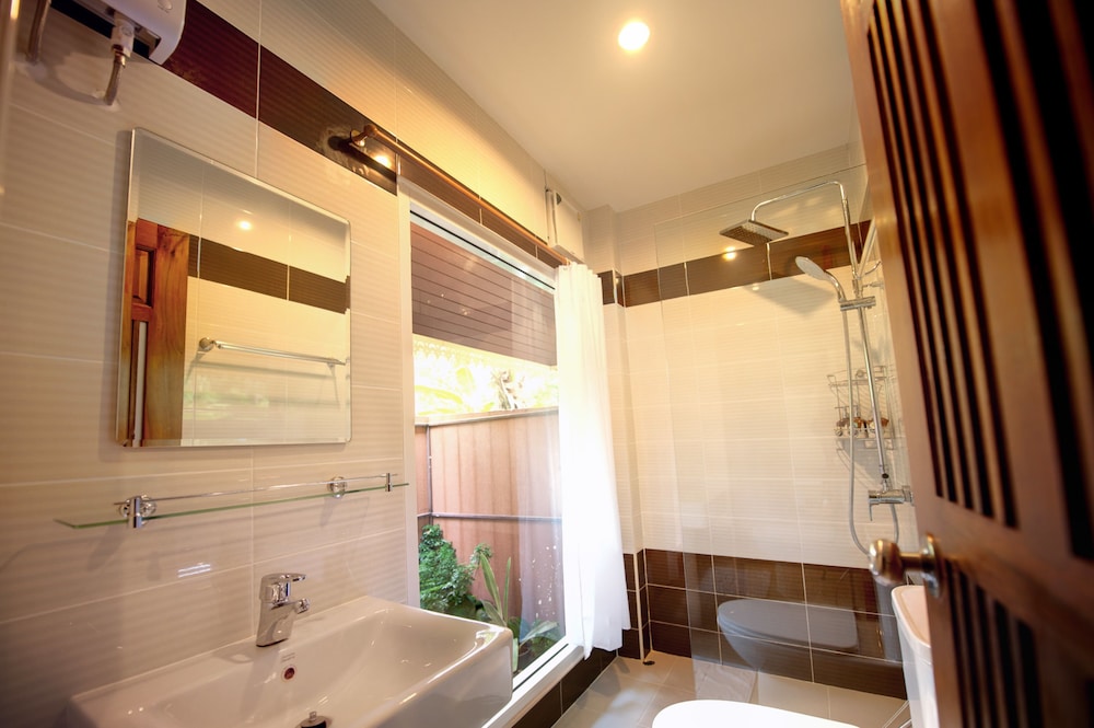Baan Nam Pen Resort