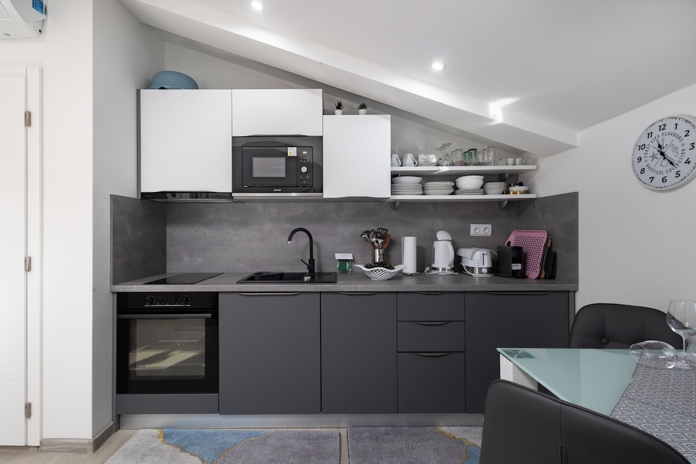 Seaview House - Leana Apartment