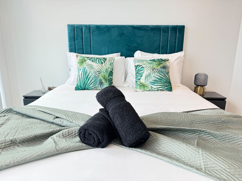 Manchester Oasis - Modern 3 Bedroom Apartment