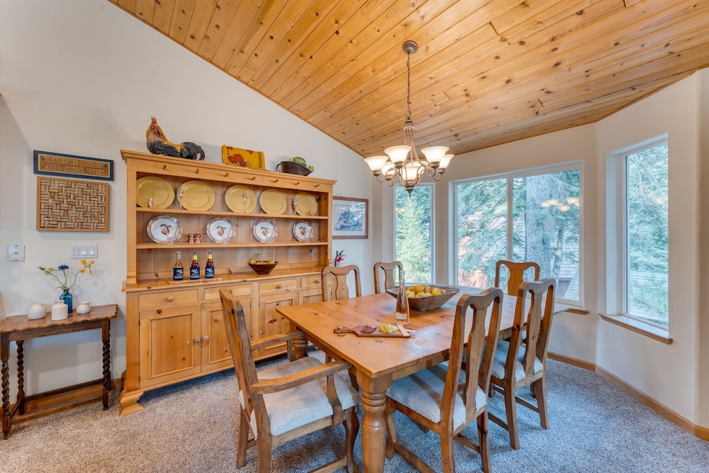 Tahoe Vista by Avantstay Central Location Patio