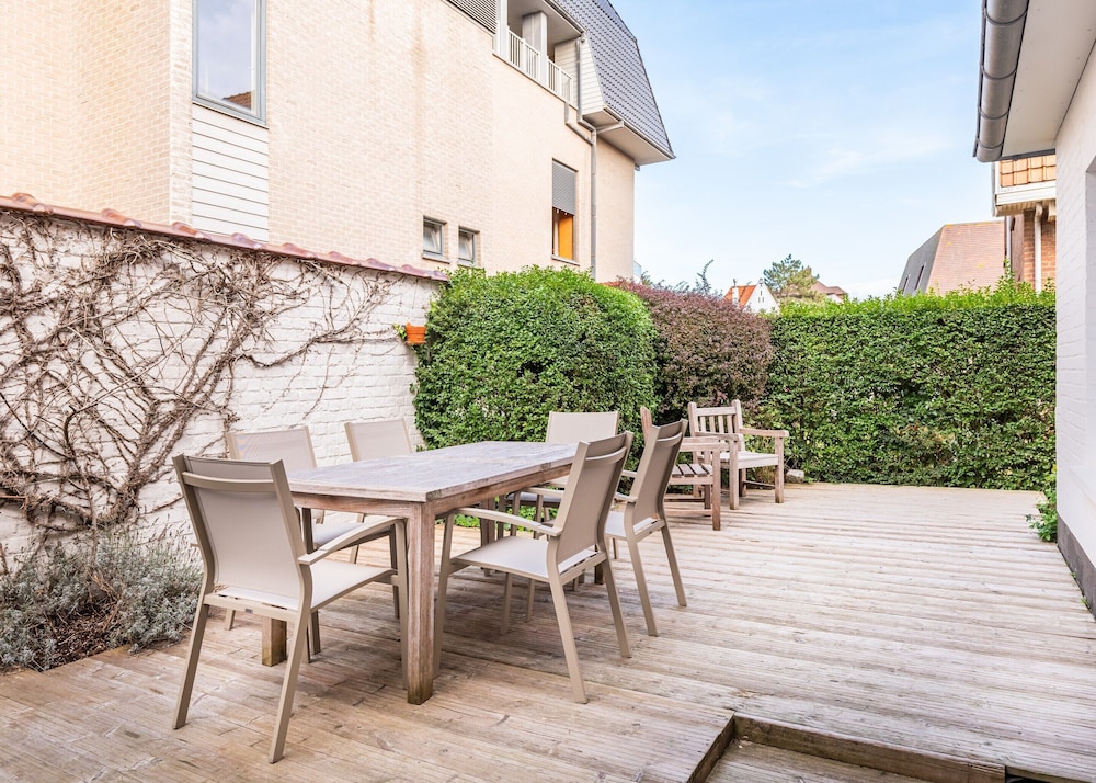 Villa Near Belgian Coast With Sea Views