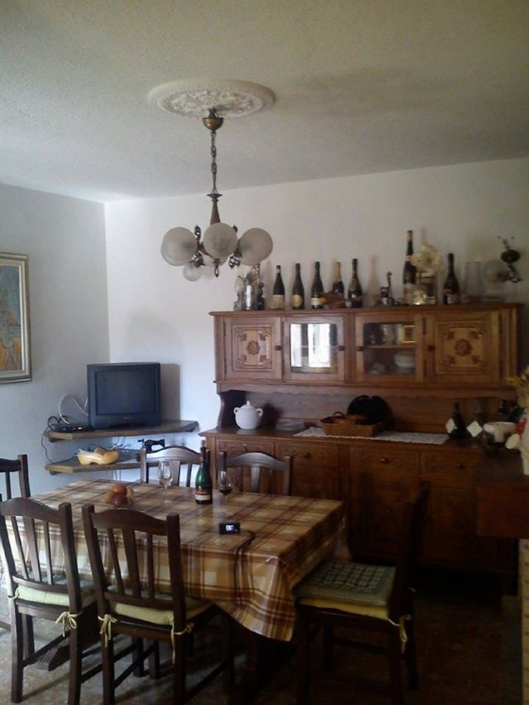 Bobi - 50 m From Beach - H view 5