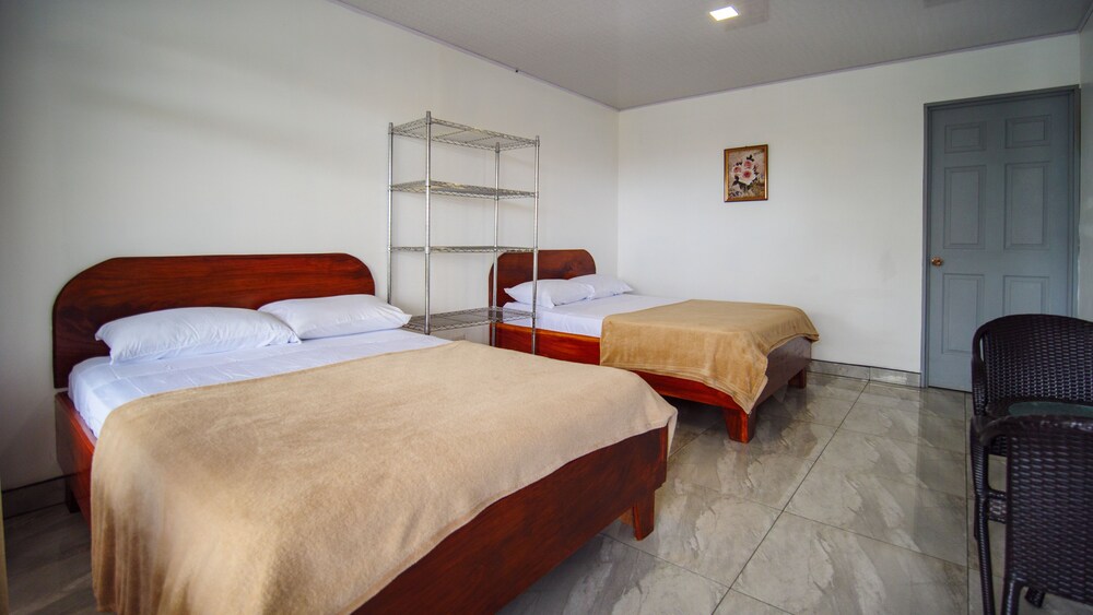 Hostel Cattleya