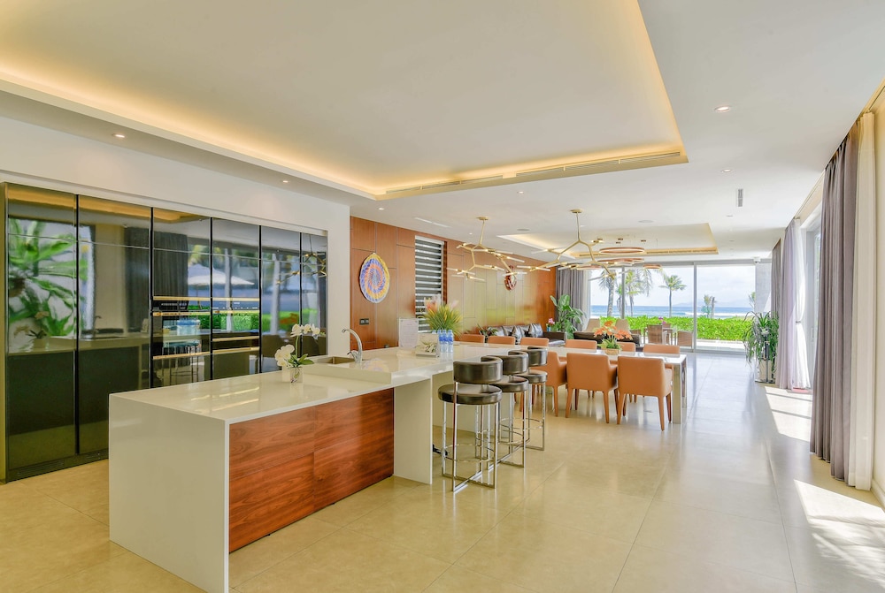 Ocean Luxury Villas Danang