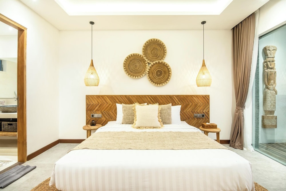 Brand New 4br Villa 400 to Finns Canggu