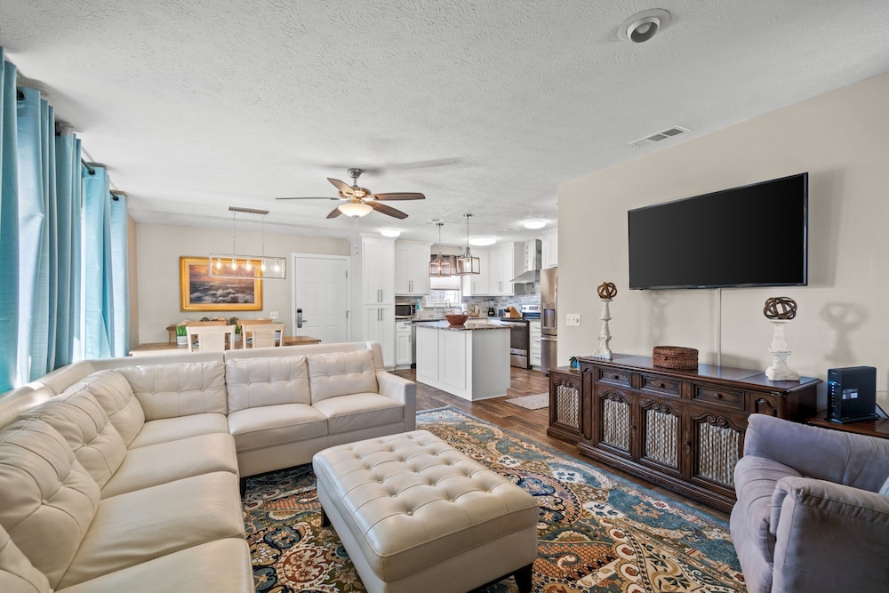 Beachy Bonanza by Book That Condo