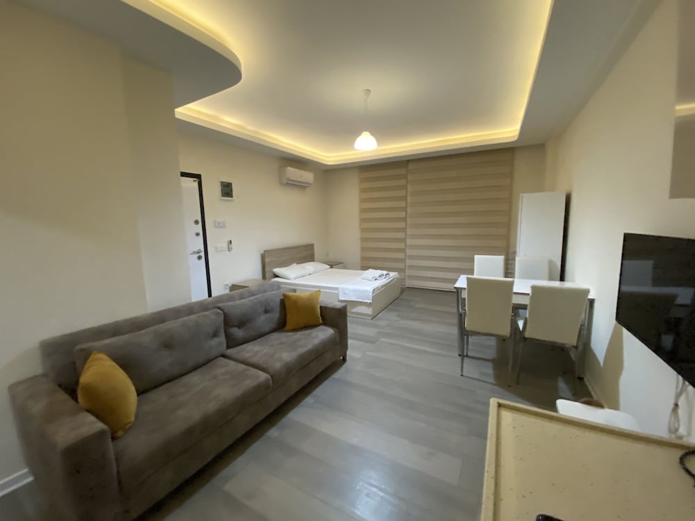 Mandalina Apart view 3