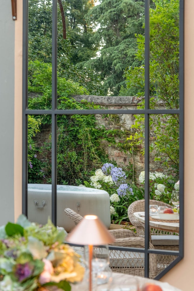 The Garden Lodge in Lucca