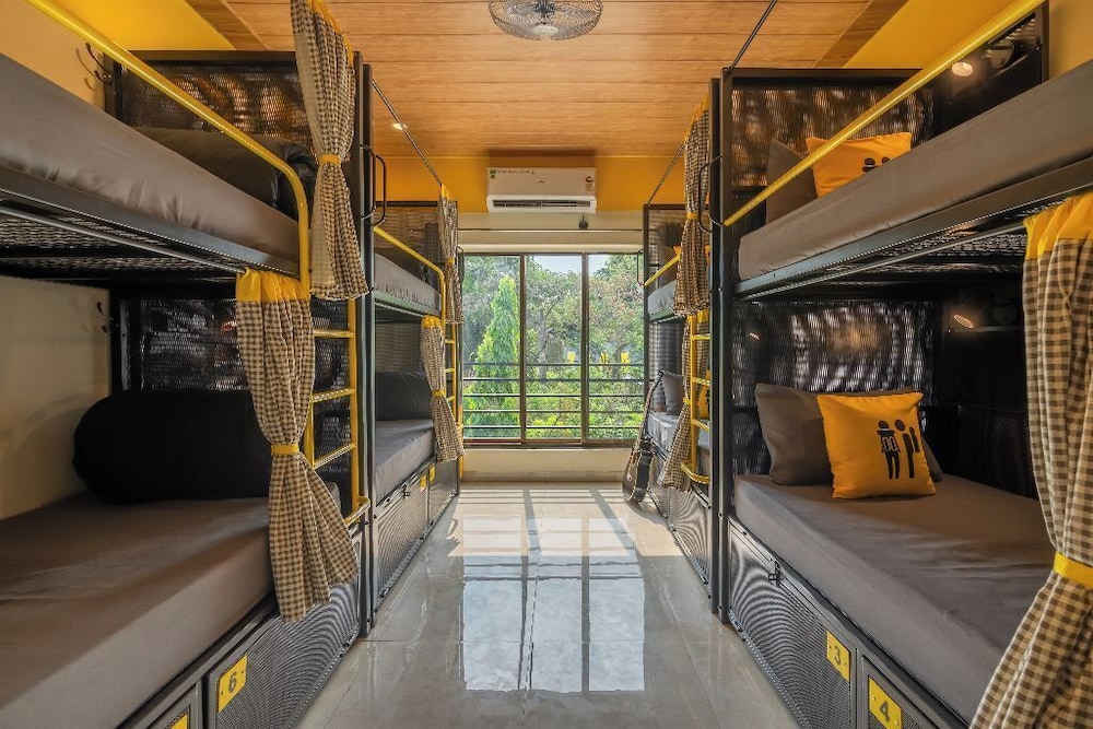 The Hosteller Lonavala City Centre