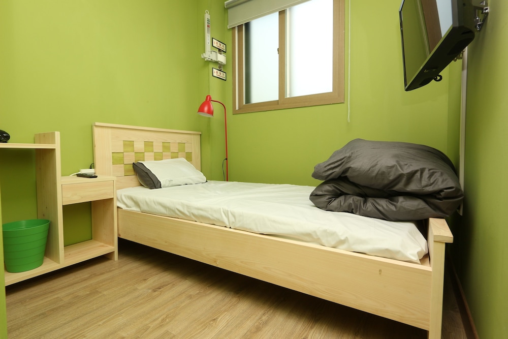 Midtown Hostel - Image 2