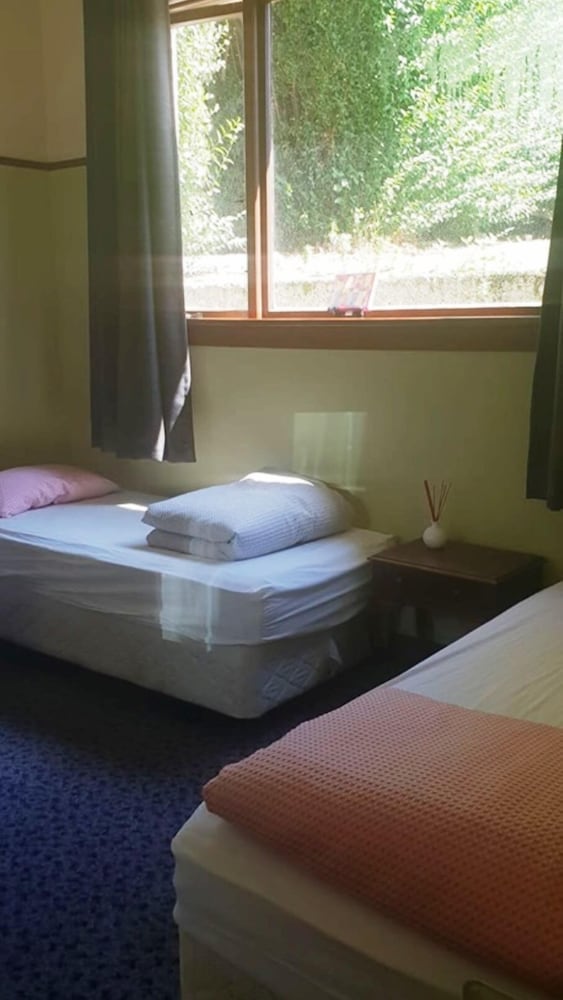 Manor House Backpackers