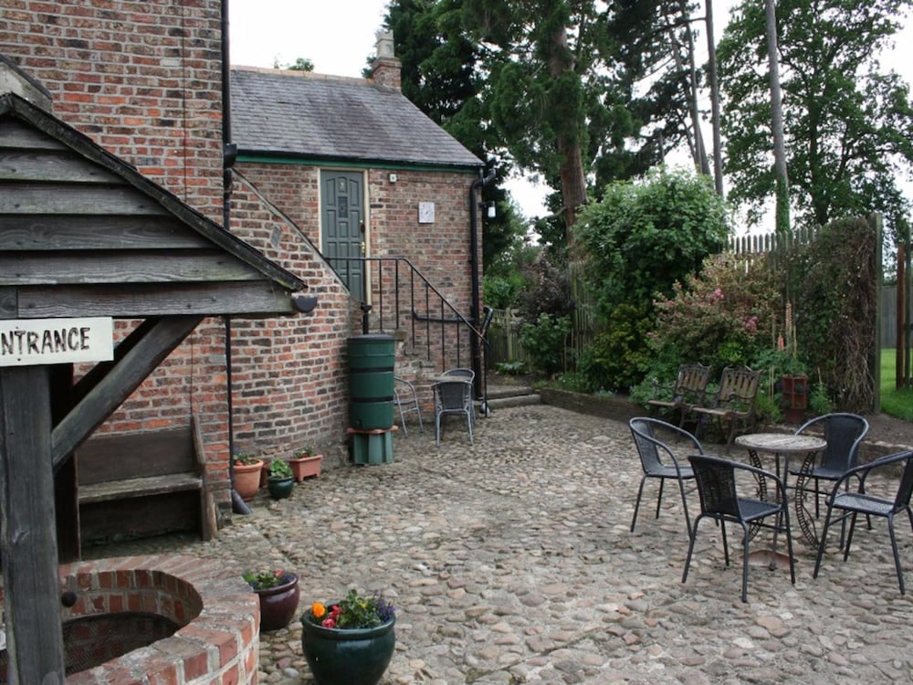 Manor Guest House
